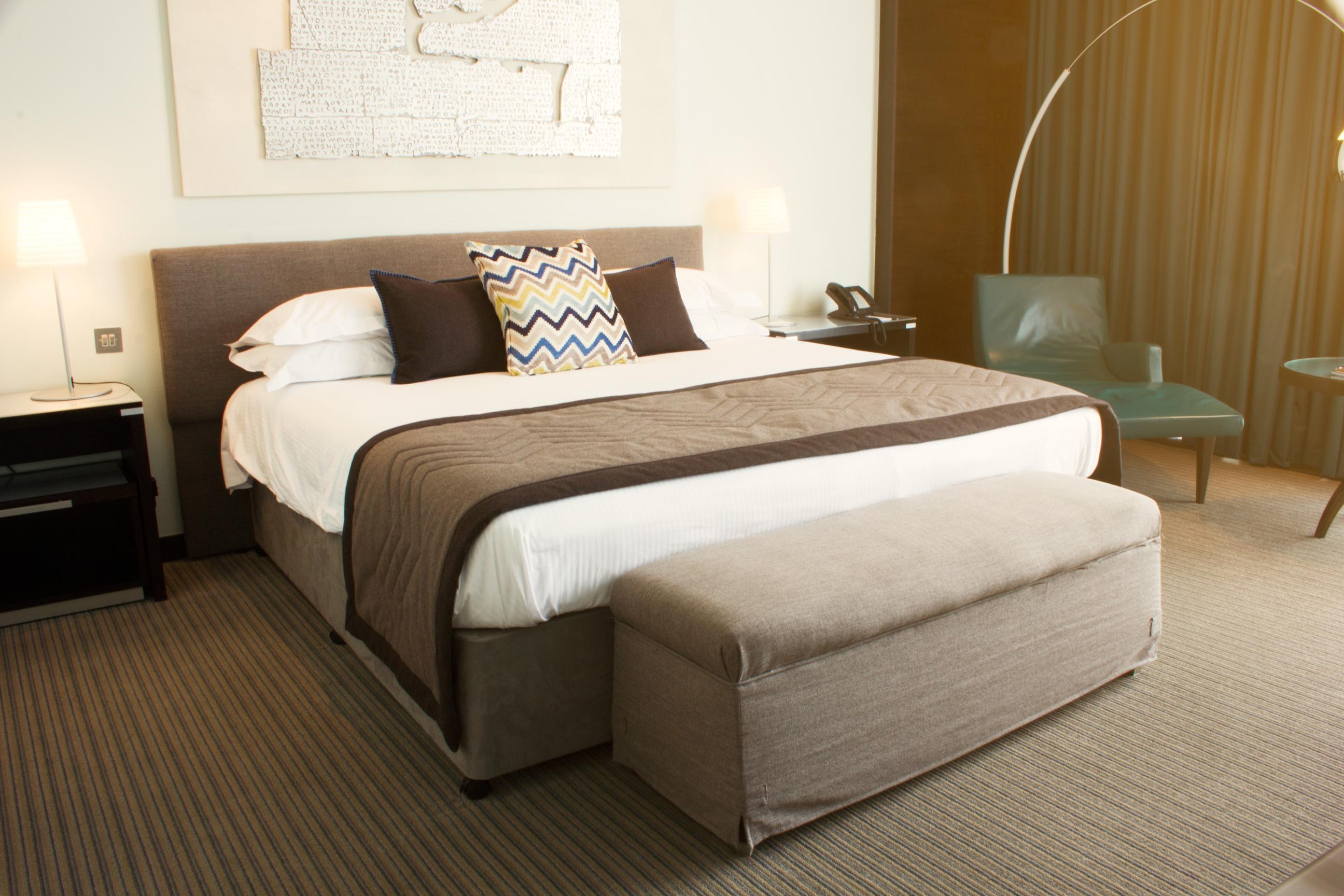 The Lowry Hotel Manchester Kültér fotó A bedroom at the hotel