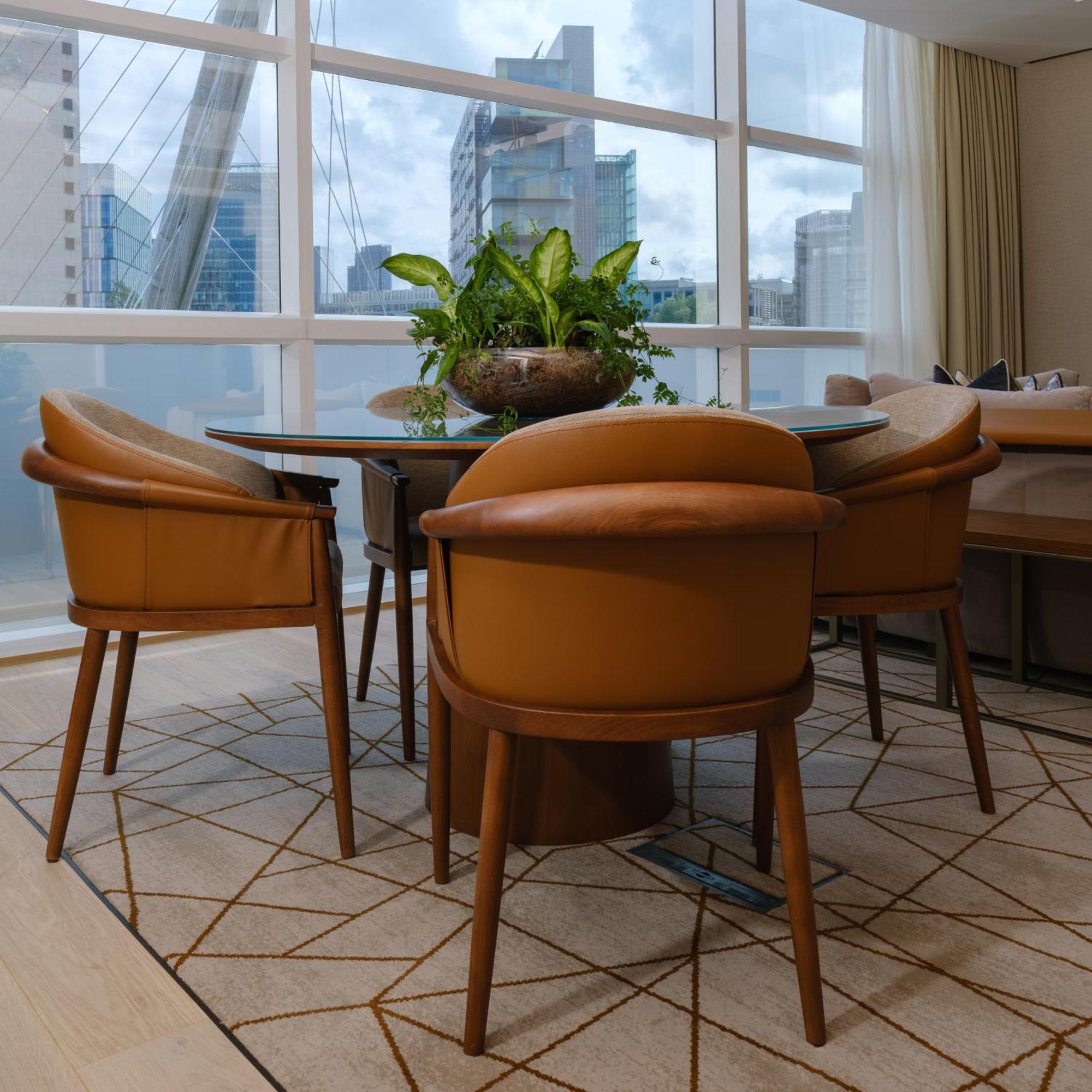 The Lowry Hotel Manchester Kültér fotó A meeting room at the office of a law firm in Singapore