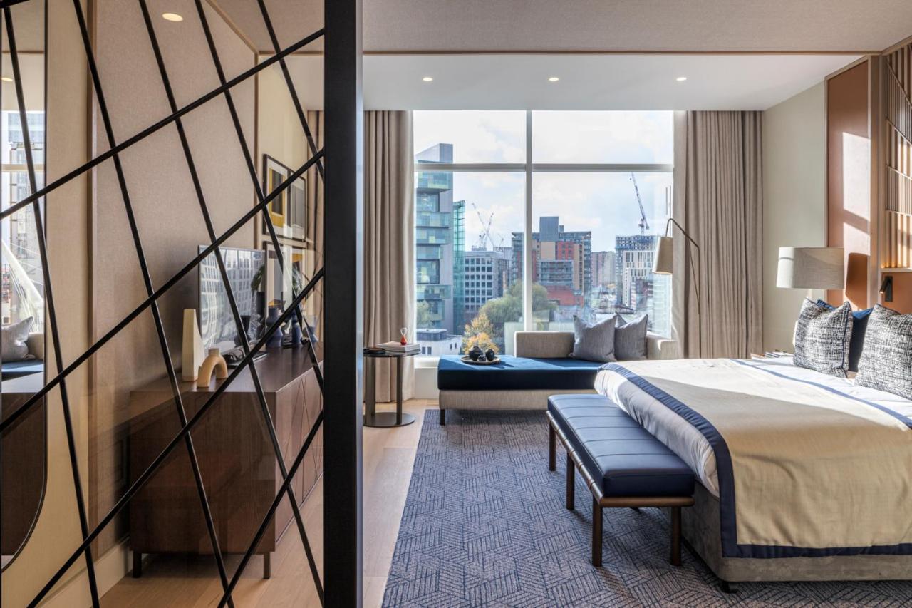 The Lowry Hotel Manchester Kültér fotó A bedroom at The London West End